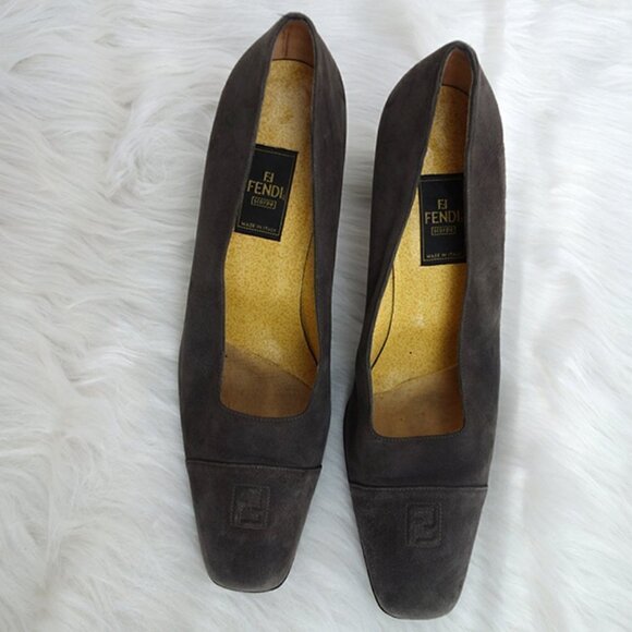 Authentic FENDI Vintage SCARPE Pumps Brown SUEDE Leather Stacked HEELS w/ LOGO! - Picture 8 of 11